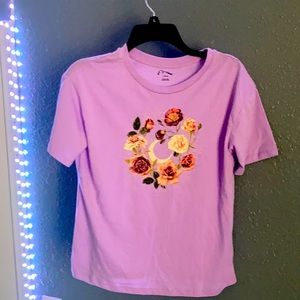 Lilac t-shirt with pink roses and crescent moon